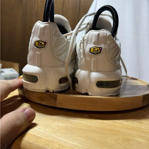 Nike Air Max Plus TN white Metallic Silver 6.5y(women’s 8) - Picture 2 of 7